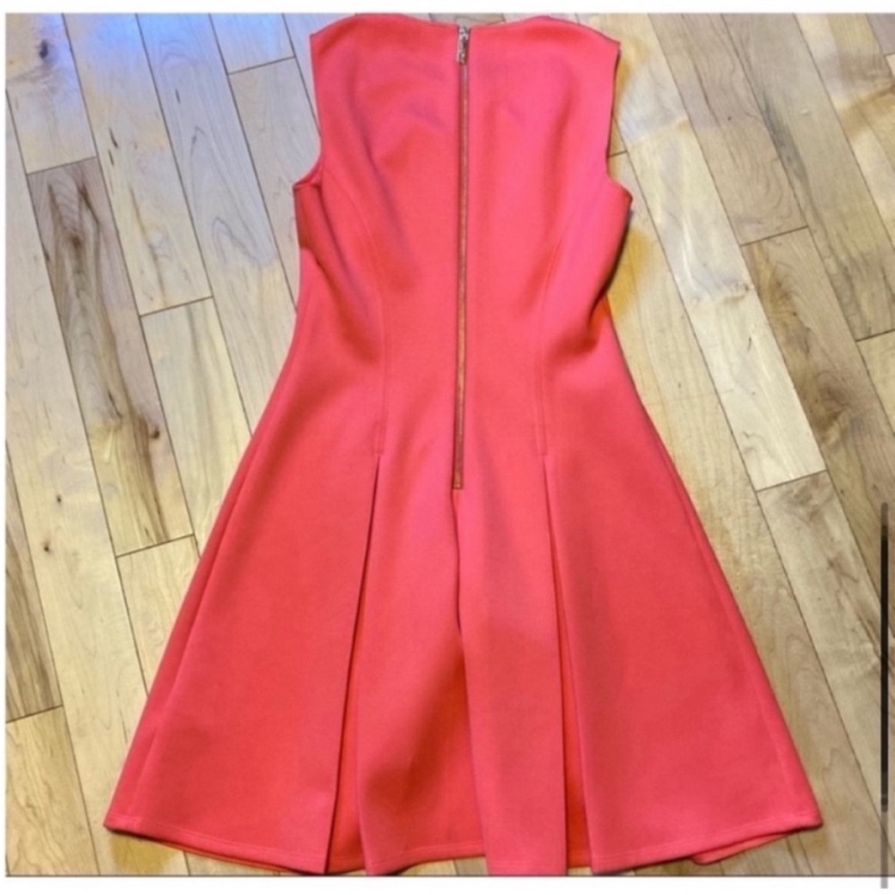 Ted Baker Coral sleeveless skater style dress exposed back gold zipper size 8-10 - Picture 6 of 13